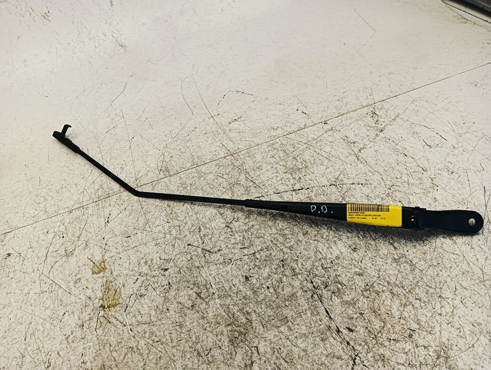 Brazo limpia Peugeot 207