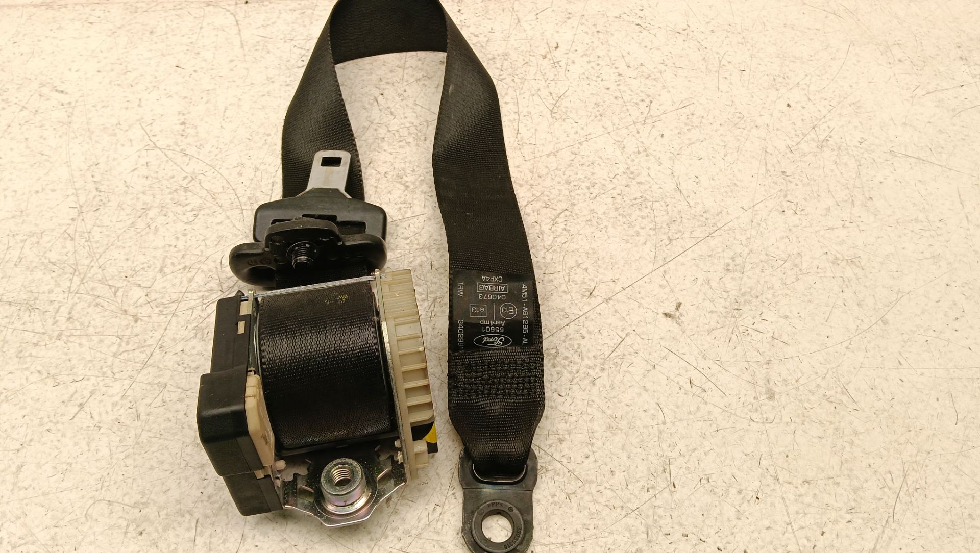 Cinturón seguridad Ford Focus (CB4)