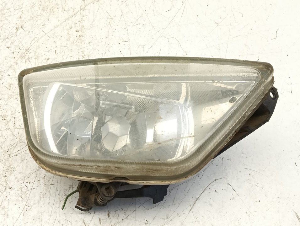 Faro antiniebla Ford Focus (CAK)
