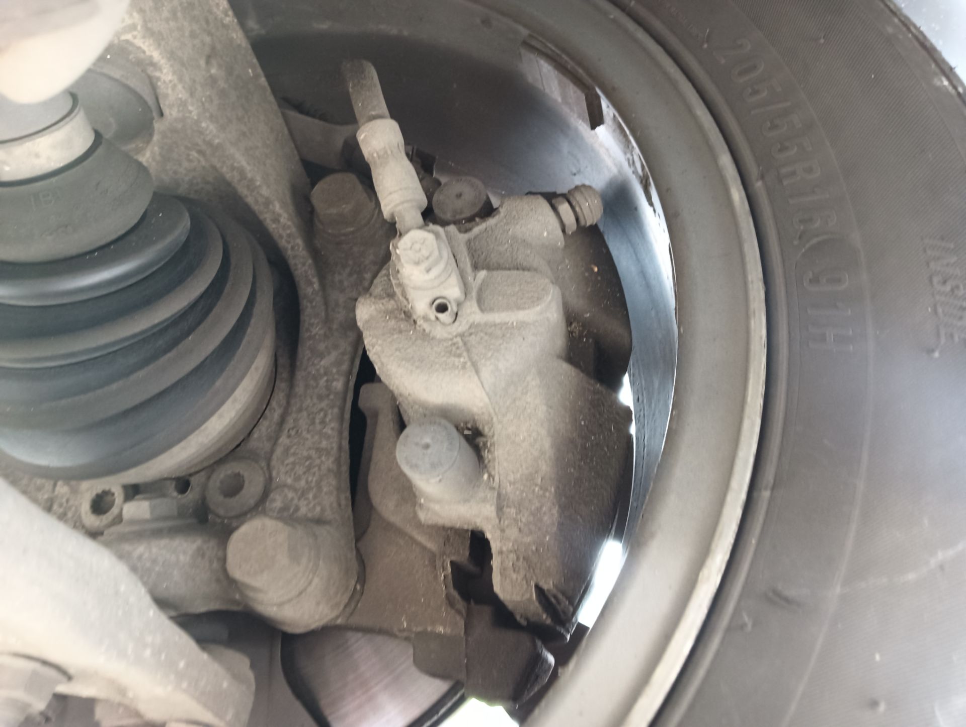 Pinza de freno Volkswagen Passat (3C2)