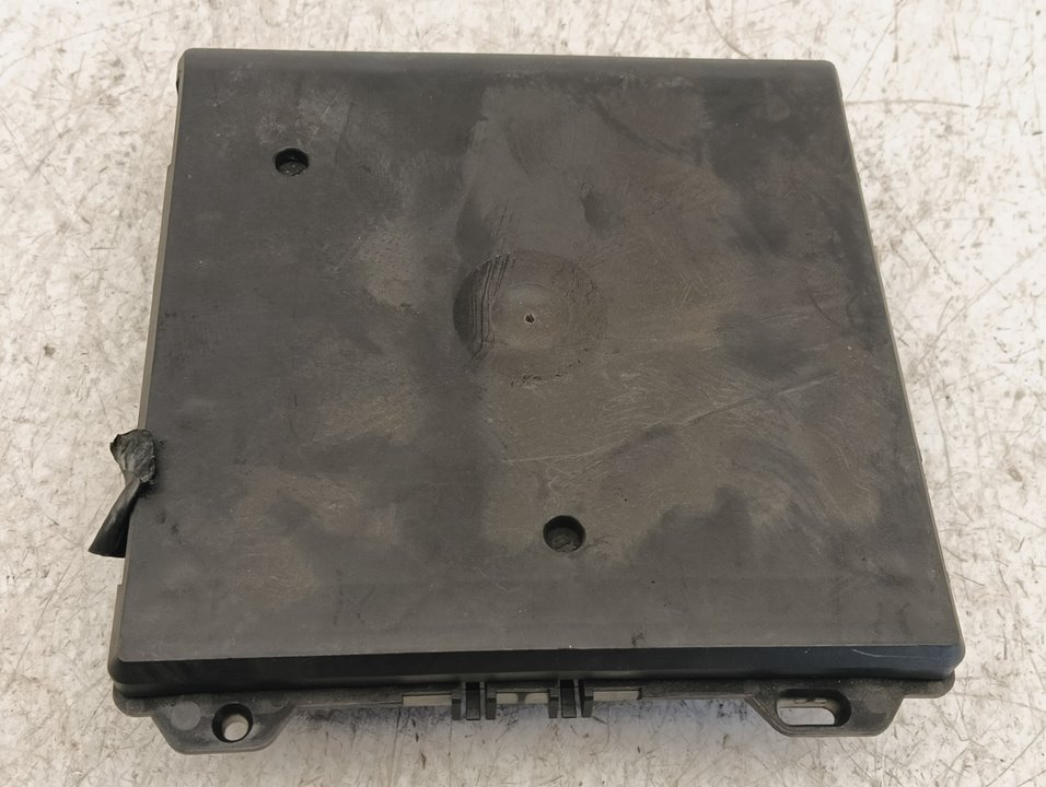 Caja relés / fusibles SEAT Ibiza (6L1)