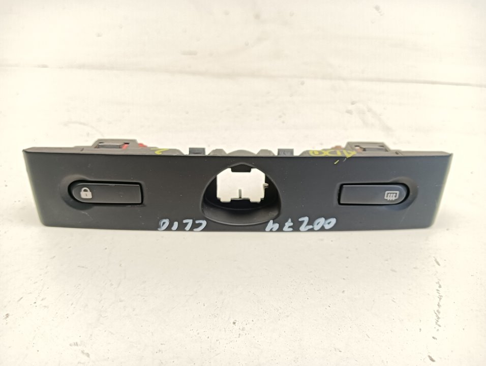Interruptor Renault Clio II (B/CB0), foto 1 de 3