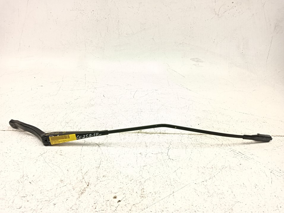 Brazo limpia Opel Corsa