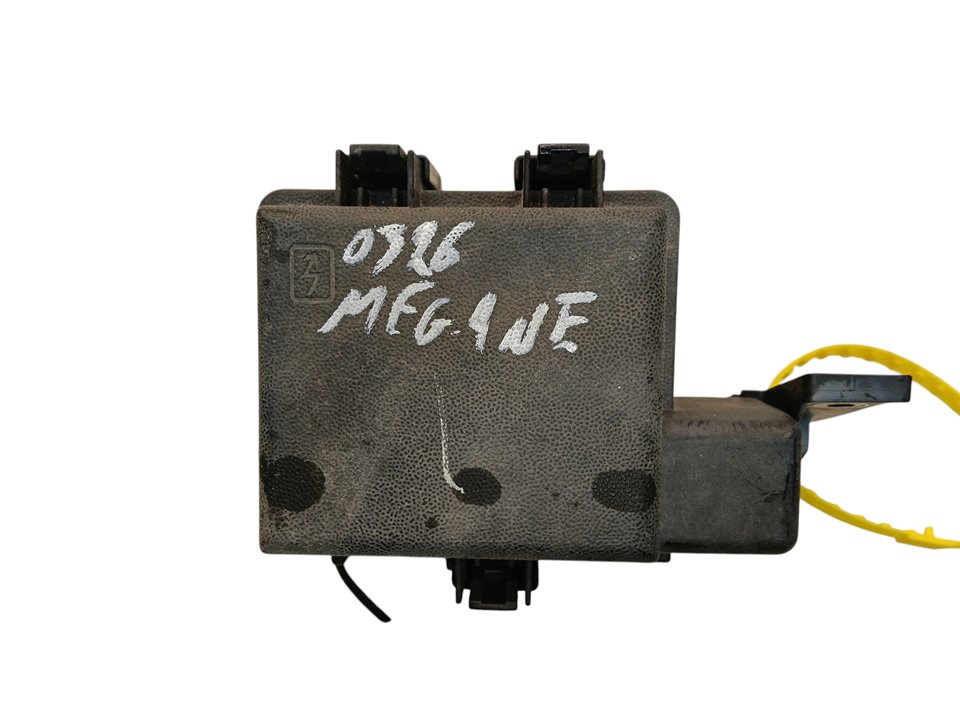 Caja relés / fusibles Renault Megane III