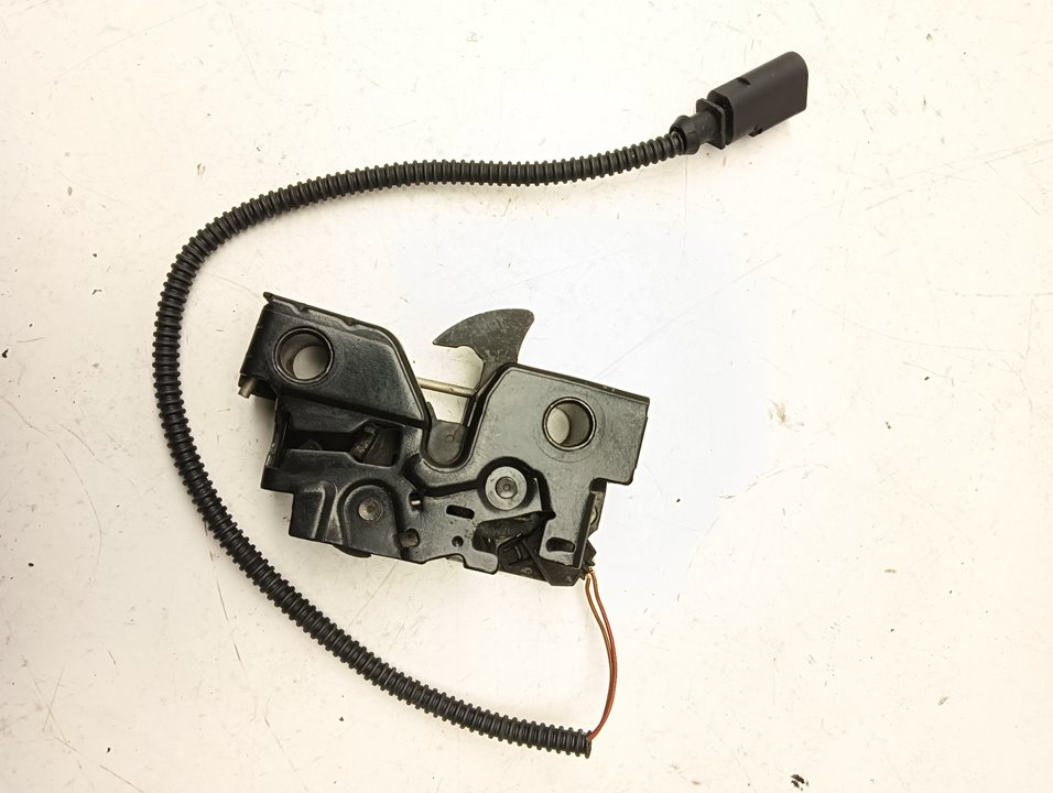 Cerradura capó Volkswagen Golf VII (5G1/BE1)