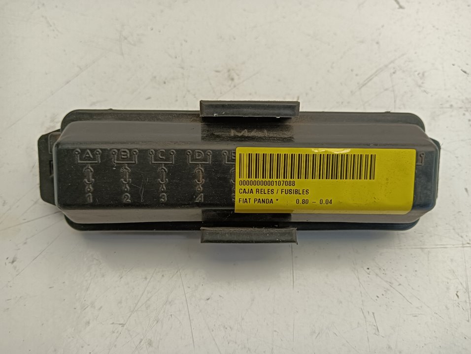 Caja relés / fusibles Fiat I Panda (141)