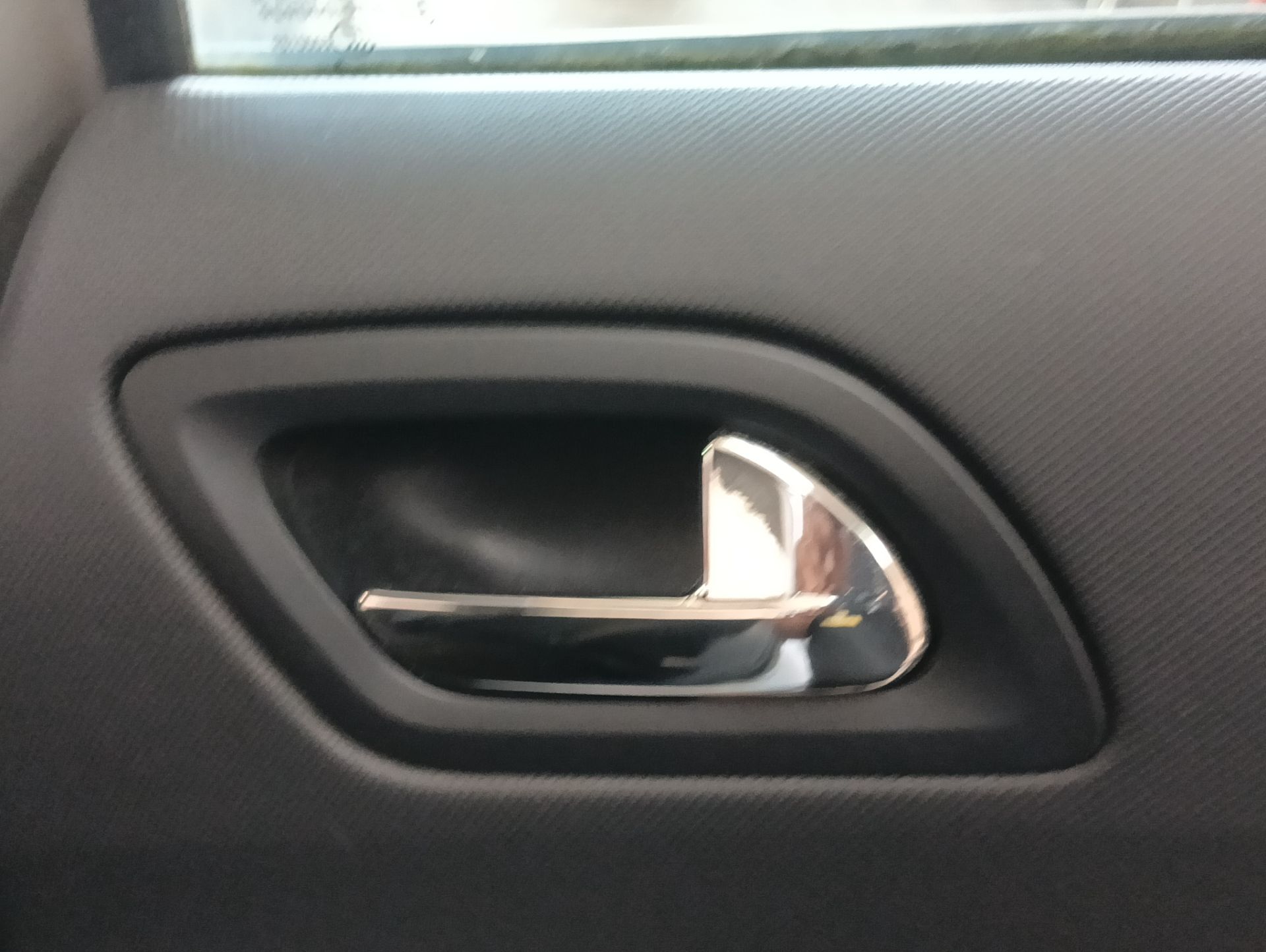 Maneta interior trasera derecha Peugeot 308, foto 1 de 3