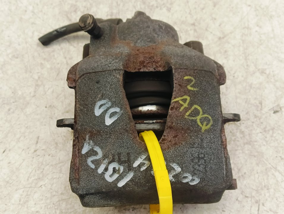 Pinza de freno delantera derecha SEAT Ibiza (6L1), foto 1 de 3