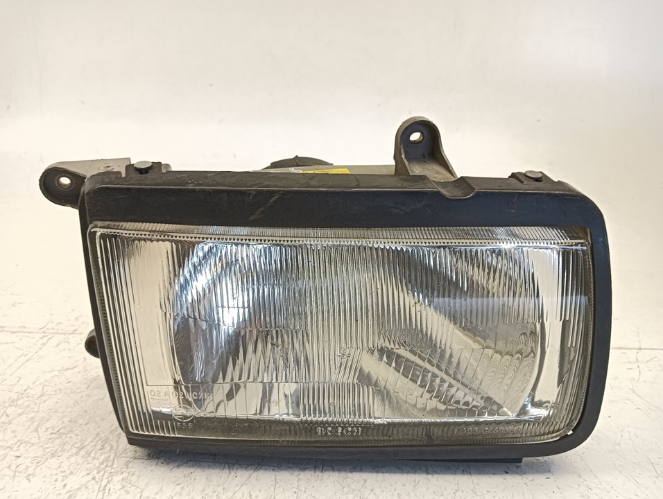Faro Opel Frontera B
