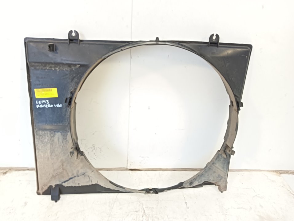 Calandra de radiador Mitsubishi Montero (V60/V70)