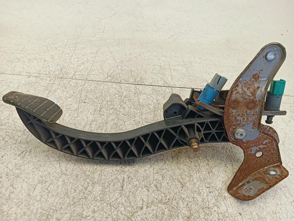 Pedal embrague Renault Scenic II (JM)