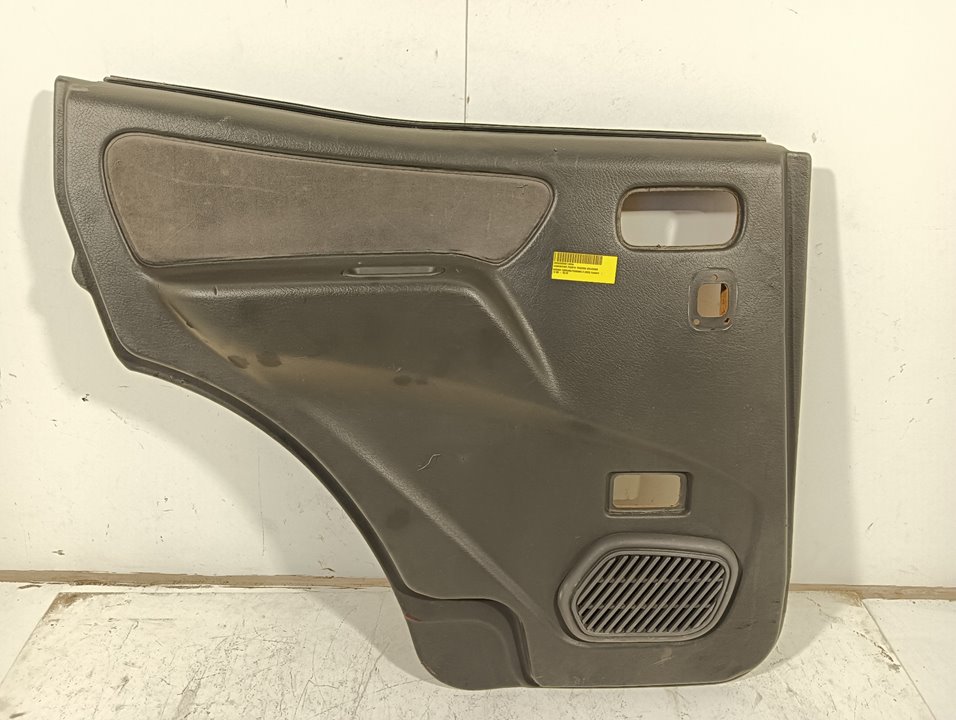 Guarnecido puerta Nissan Terrano II (R20)
