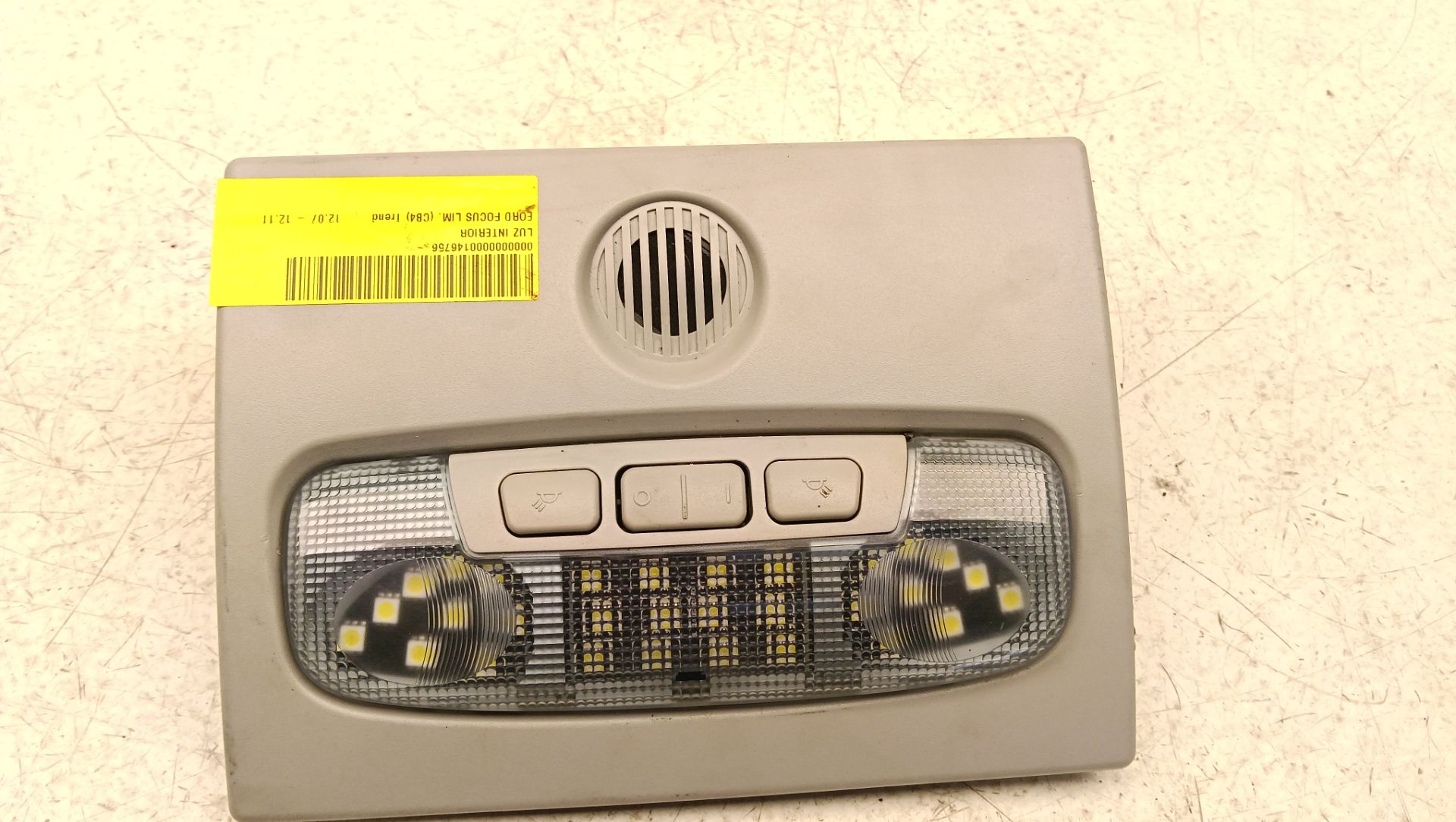 Luz interior Ford Focus (CB4)