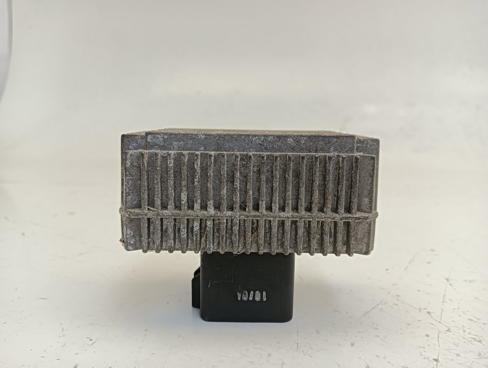 Caja precalentamiento Opel Astra G