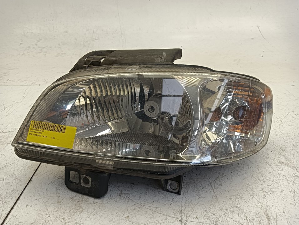 Faro SEAT Ibiza (6K1)