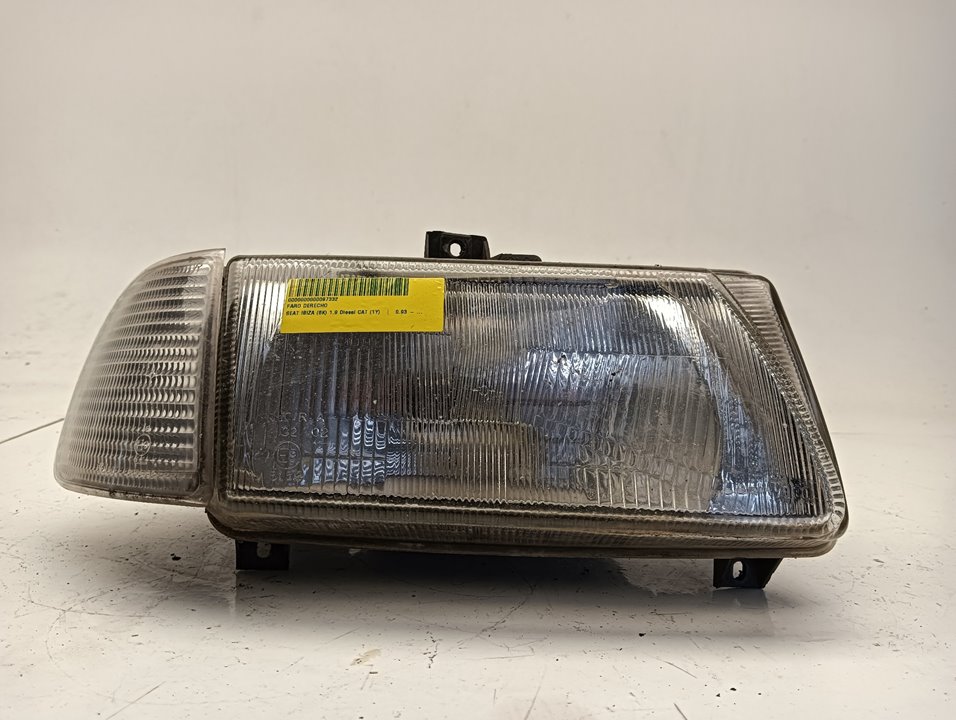 Faro SEAT Ibiza (6K1)