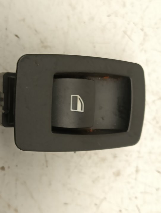 Mando elevalunas BMW 1 (E81/E87)