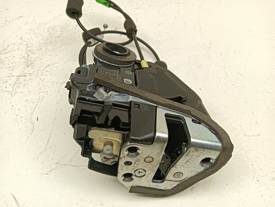 Cerradura puerta Toyota RAV4 (A3)