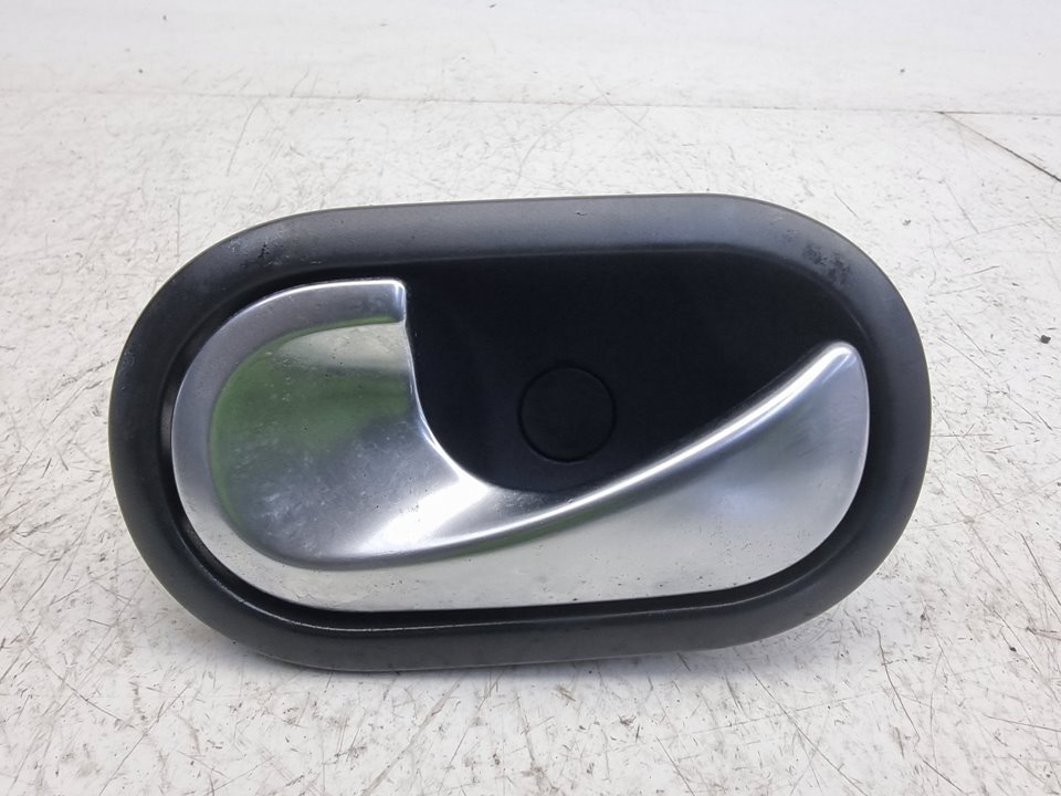 Maneta interior trasera izquierda Renault Scenic II (JM), foto 1 de 4