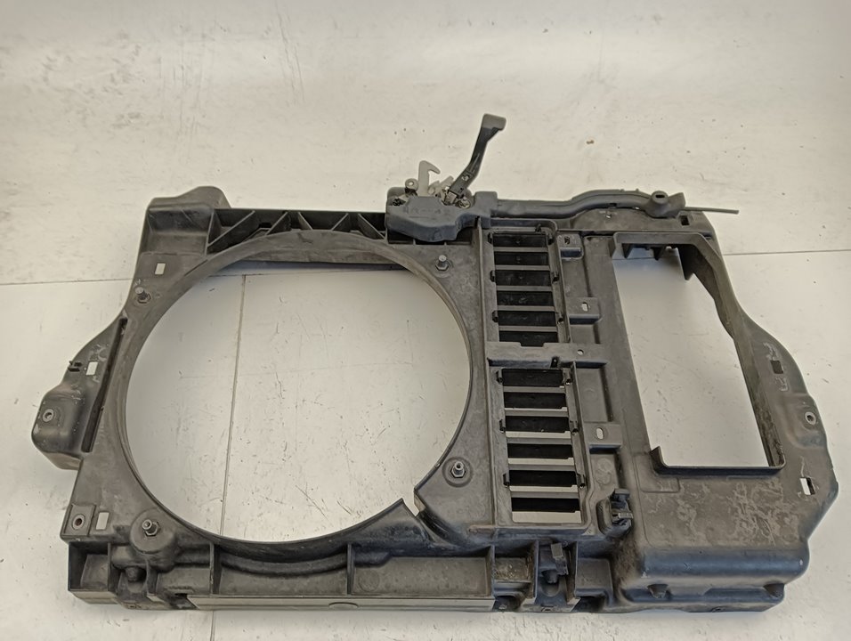 Panel frontal Peugeot 407, foto 1 de 3