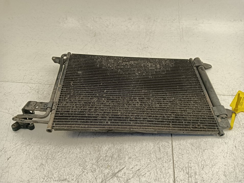 Condensador / radiador aire acondicionado SEAT Leon (1P1)