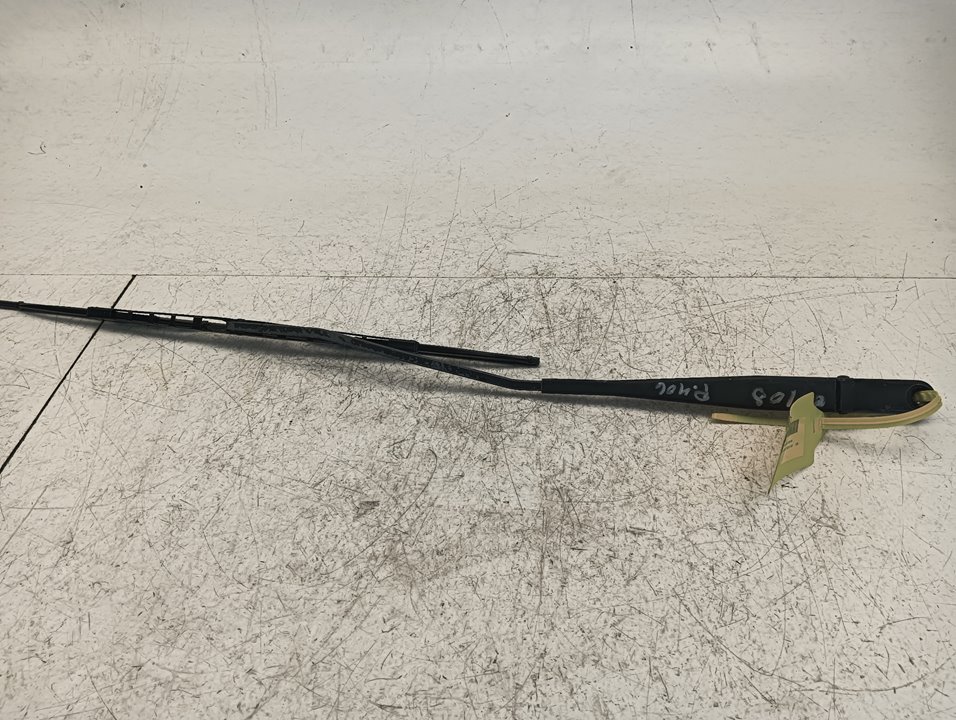 Brazo limpia Peugeot 406 (S1/S2)