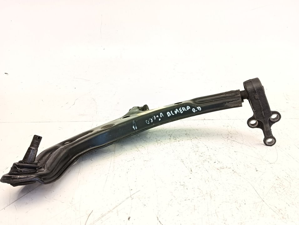 Brazo suspensión Nissan Almera (N16/E)