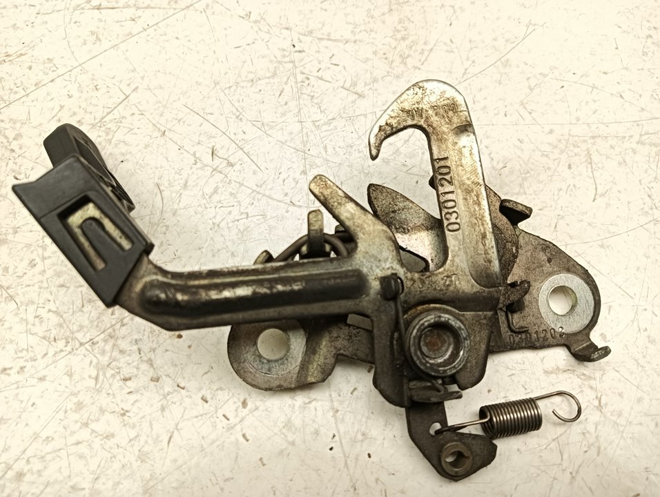 Cerradura capó Peugeot 207