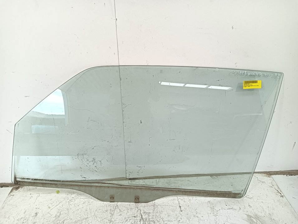Luna Mitsubishi Montero (V60/V70)