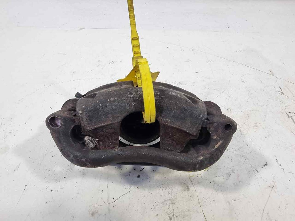 Pinza de freno Renault Kangoo I (F/KC0)