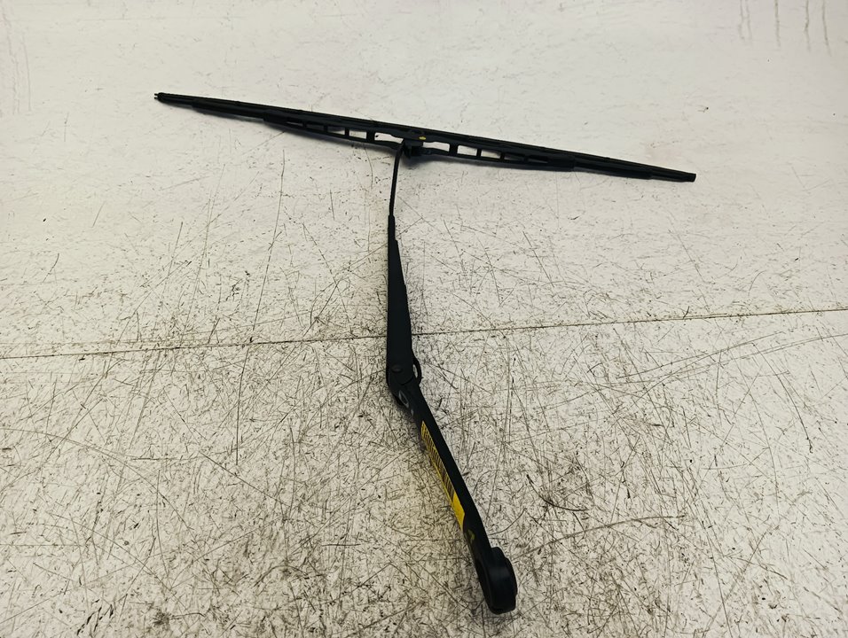 Brazo limpia Alfa Romeo 156 (116)