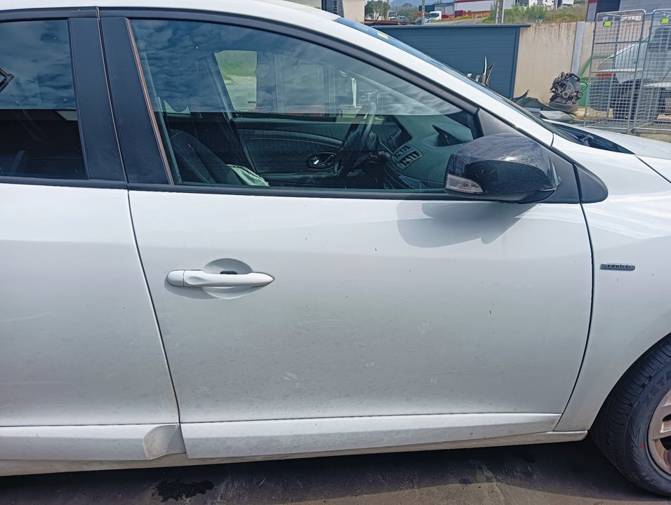 Puerta Renault Megane III