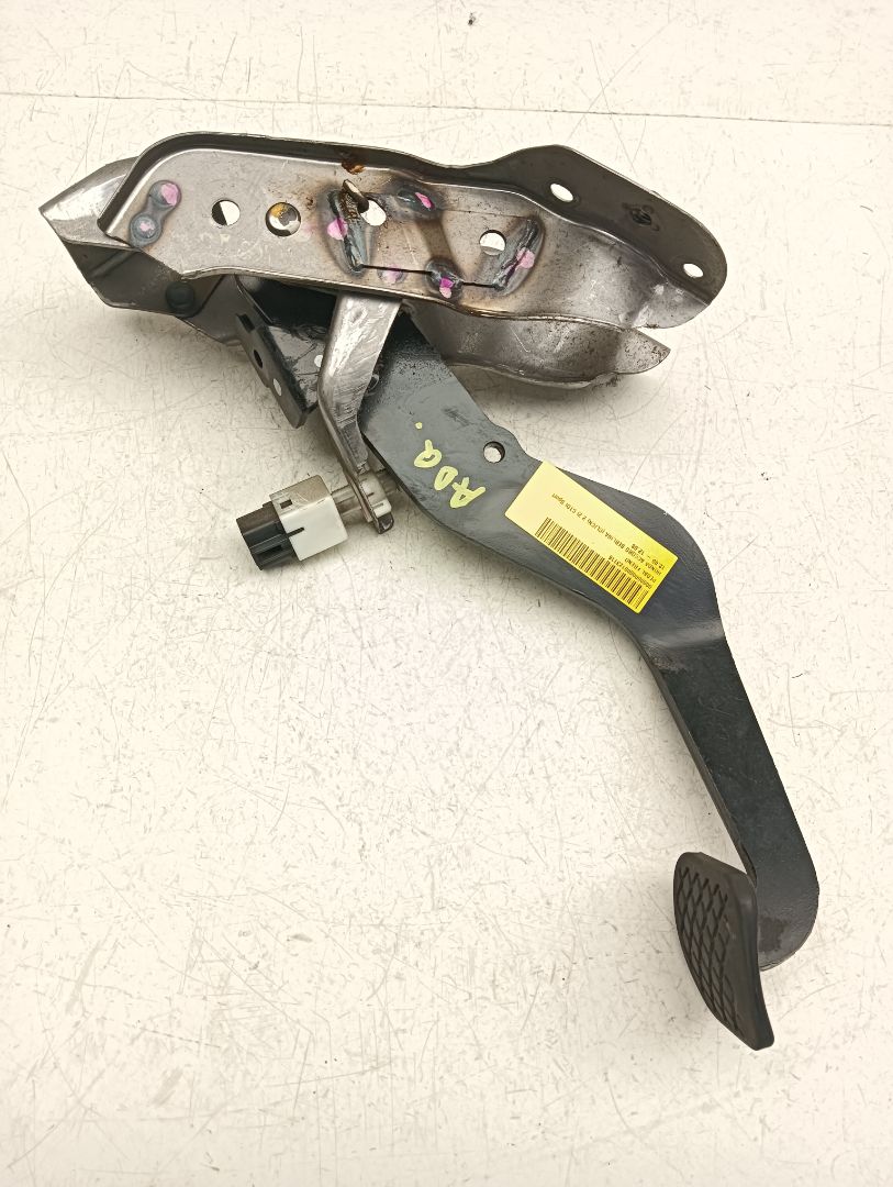 Pedal freno Honda Accord (CL/CN)