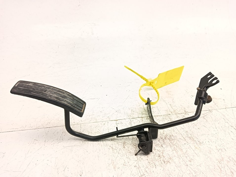 Pedal acelerador Nissan Patrol * (K/W260)