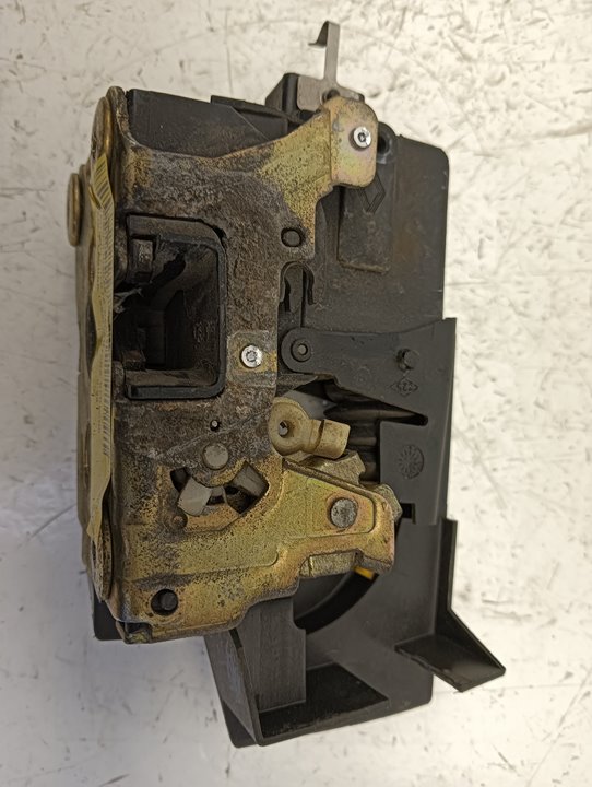 Cerradura puerta Renault Laguna (B56)
