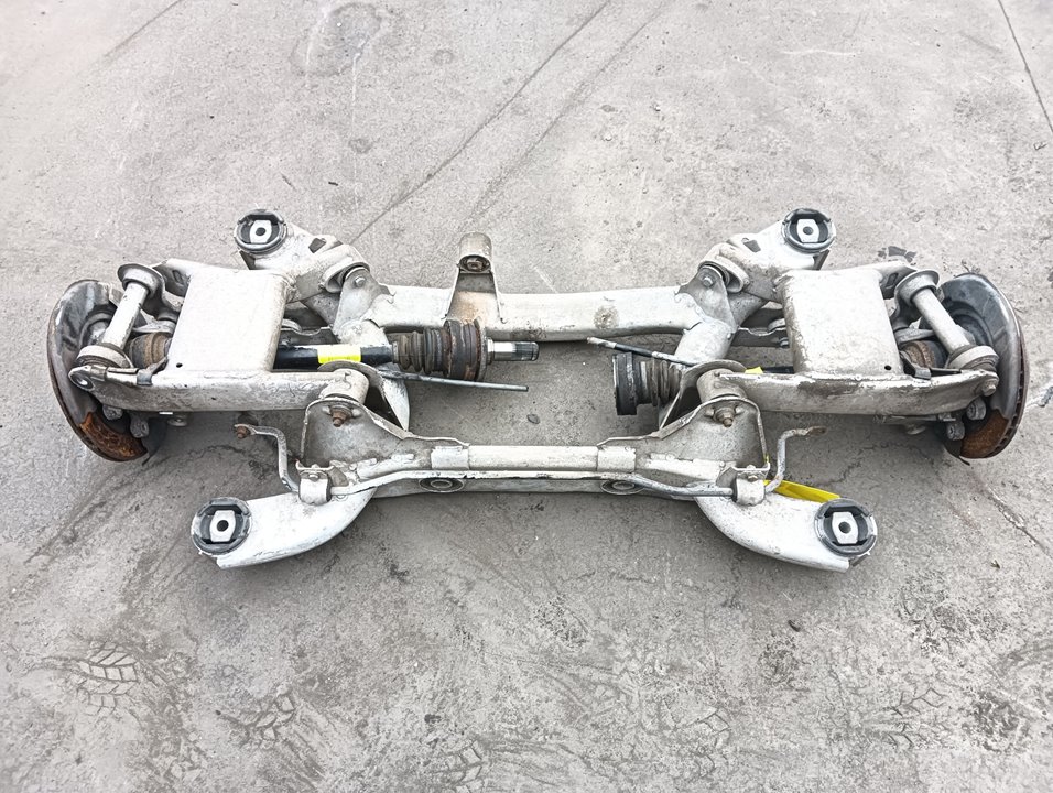 Puente BMW 5 (E39)