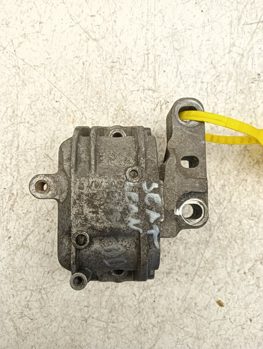 Soporte motor SEAT Leon (1P1)