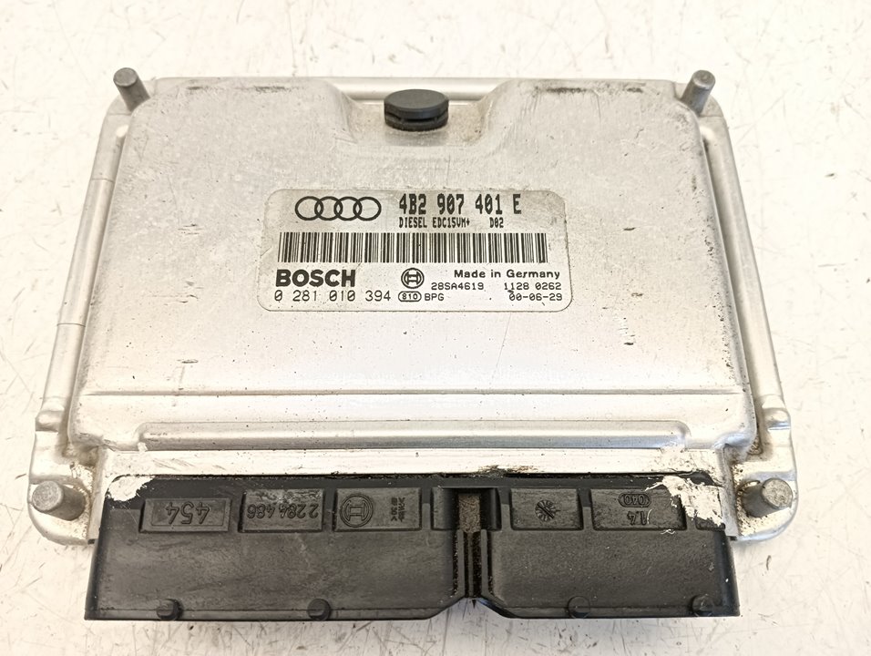 Centralita motor uce Audi A6 (4B5)