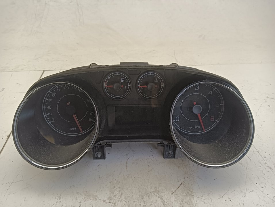 Cuadro instrumentos Fiat II Bravo (198)