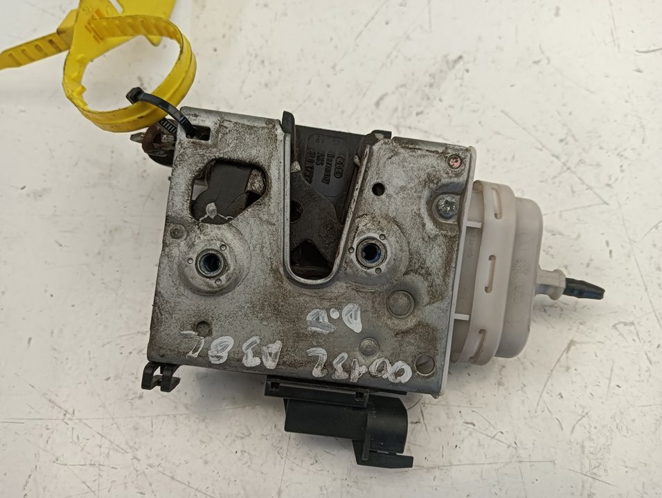 Cerradura puerta Audi A3 (8L)