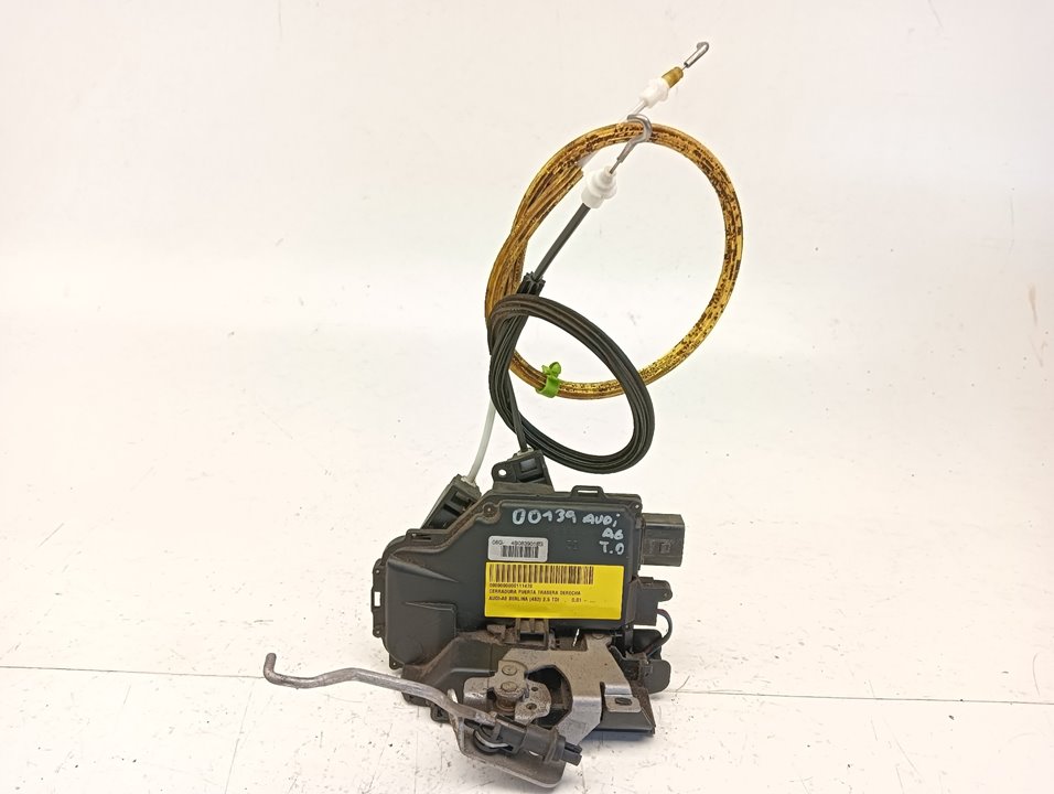 Cerradura puerta Audi A6 (4B2)