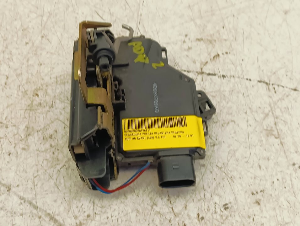 Cerradura puerta Audi A6 (4B5)