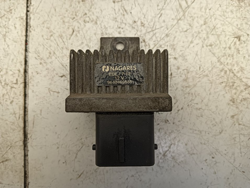 Caja precalentamiento Peugeot 206